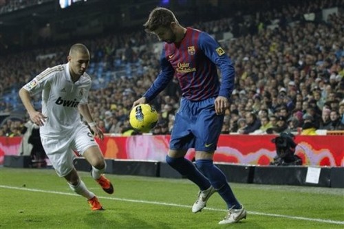  Gerard Piqué- FC Barcelona (3) v Real Madrid (1) - La Liga