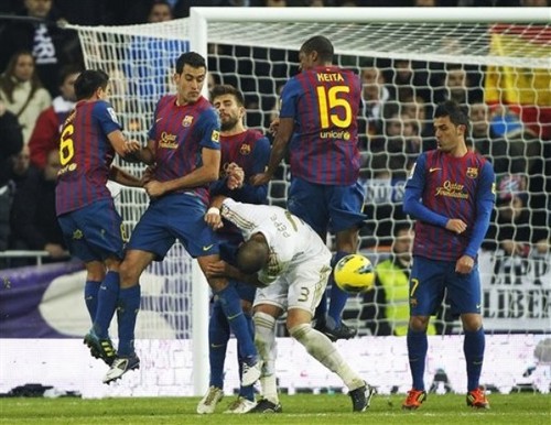 Gerard Piqué- FC Barcelona (3) v Real Madrid (1) - La Liga