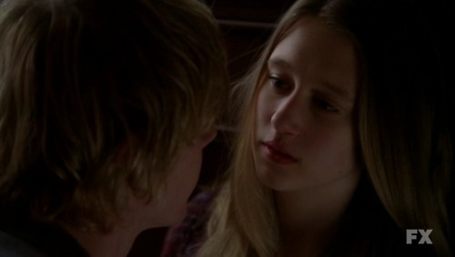 Tate and Violet | 1x10 Smoldering Children 