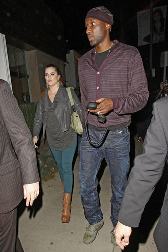  Khloe Kardashian and Lamar Odom at Kitson with Rob Kardashian