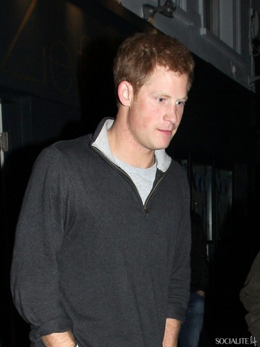  Prince Harry Spotted At Zefi Bar In Лондон