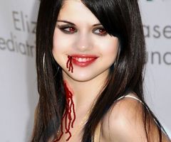 Creepy Selena