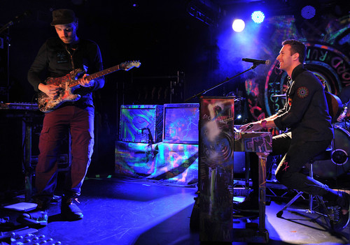  On Stage: BBC Radio 2 [December 6, 2011]