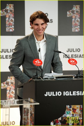  Rafael Nadal Honors Julio Iglesias in Spain