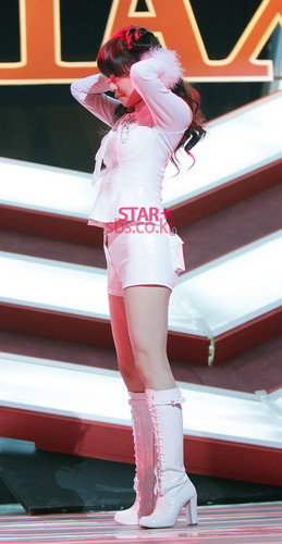 Tiffany @ SBS Inkigayo Star Pictures