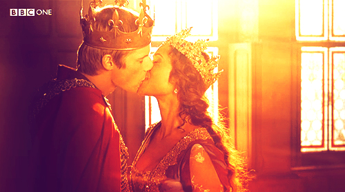  spoiler xD Kingly queenly kissy the best of the episode