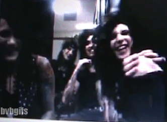  *^*Andy found something funny*^*