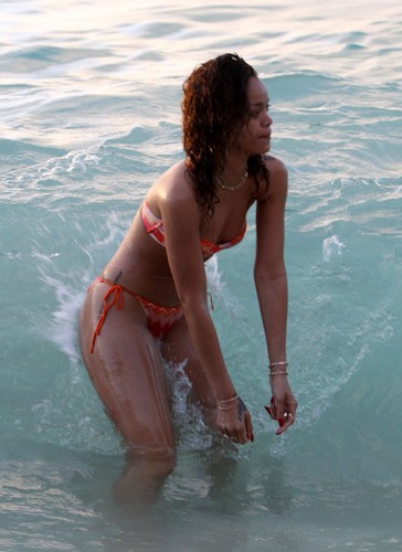  Bikini (Barbados) 29 December 2011