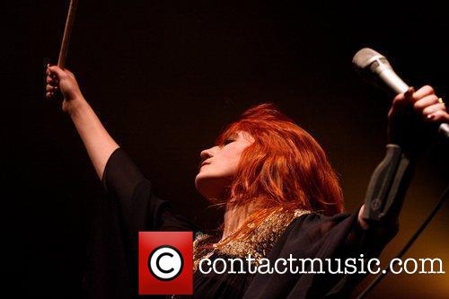  Florence Performs @ Manchester Academy - England
