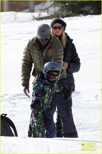  Heidi Klum & Seal: বড়দিন Ski Vacation with the Kids!