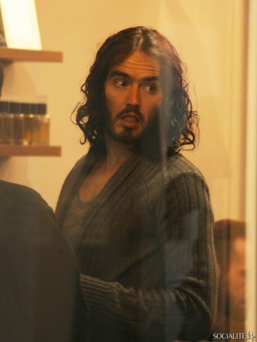 Russell Brand Shops In London Sans Wedding Ring