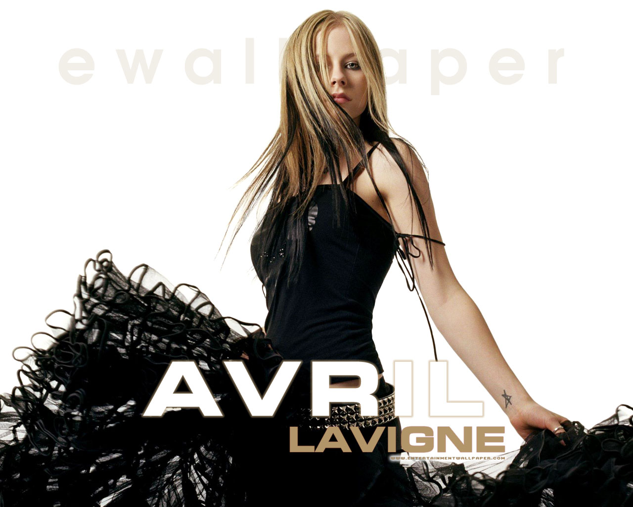 Avril Lavigne Wallpaper Sachini Wallpaper Fanpop