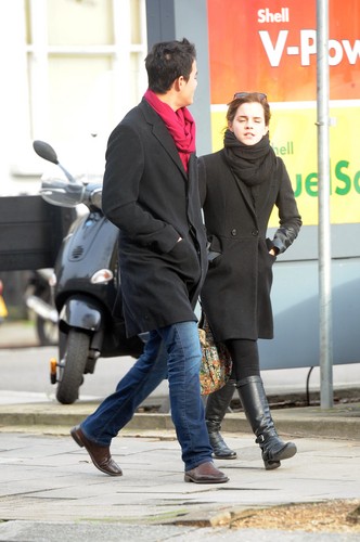 Emma Watson Shopping in London - January 4, 2012