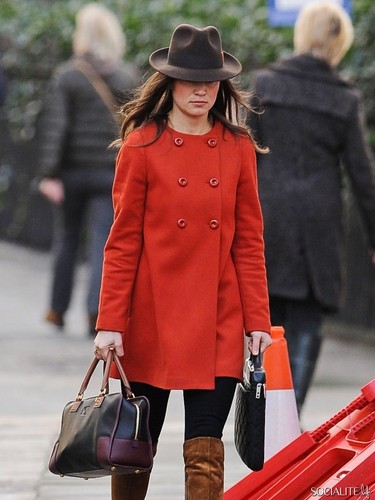 Pippa Middleton’s Londres Look: amor It o Hate It?