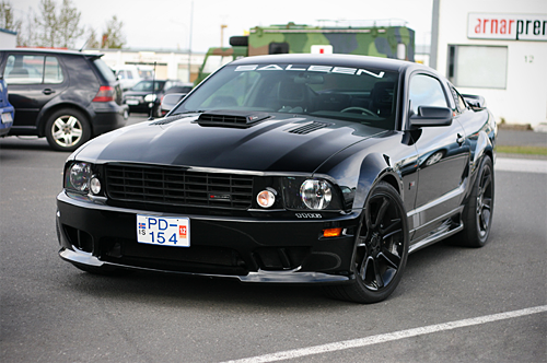 Ford Mustang ;)