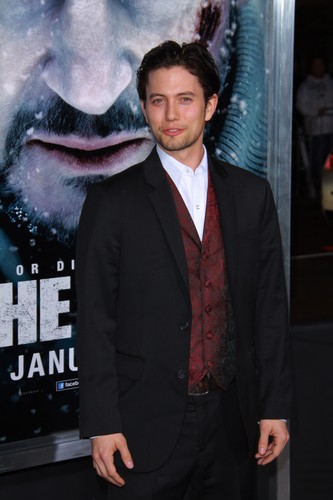  "The Grey" Los Angeles Premiere - Arrivals