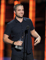 2012 People's Choice Awards - robert-pattinson photo