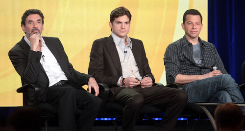  Ashton Kutcher At The 2012 televisheni Critics Association Press Tour