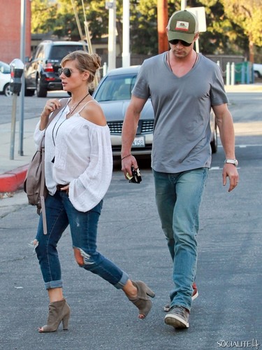  Chris Hemsworth And Elsa Pataky Spotted At French Cafe In Hollywood