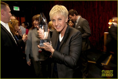  Ellen DeGeneres & Portia de Rossi - People's Choice Awards 2012