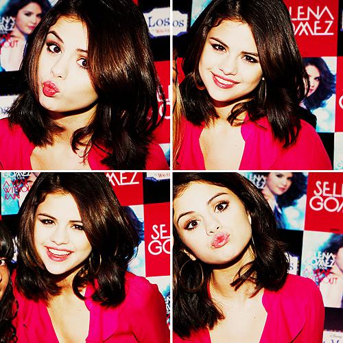  Funny Selena