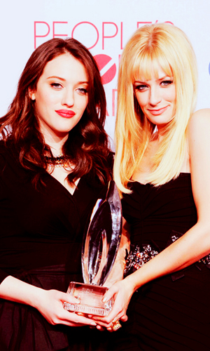  Kat & Beth @ People's Choice Awards - 2012