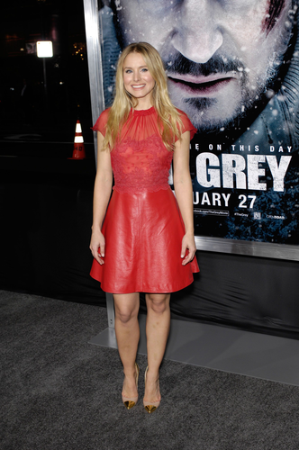  Kristen @ "The Grey" Los Angeles Premiere