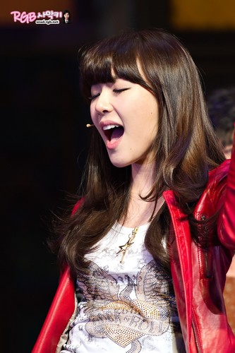 Tiffany @ Fame Musical Performance Pictures HD