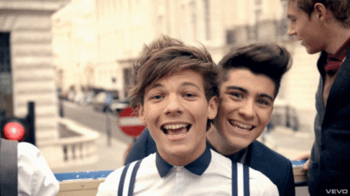  Zouis; One Thing video!