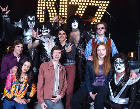  ☆ 吻乐队（Kiss） & That 70's 显示 cast ☆