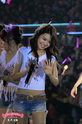  Sooyoung @ 2012 Girls Generation Tour in Hongkong 