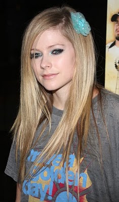  Avril Hairstyles