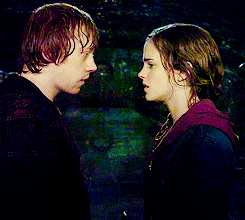 Hermione Kissing Ron
