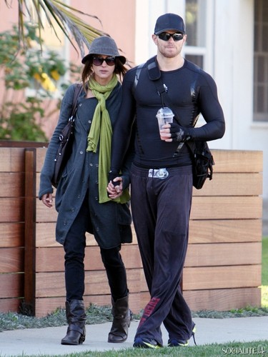 Kellan Lutz & Girlfriend Sharni Vinson In Venice, CA