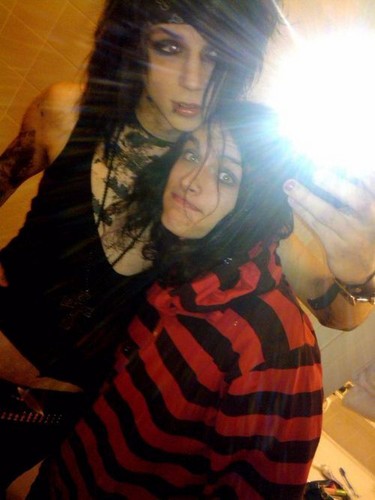 <3Andy and his friend get scared<3