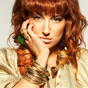  Neon Hitch <3