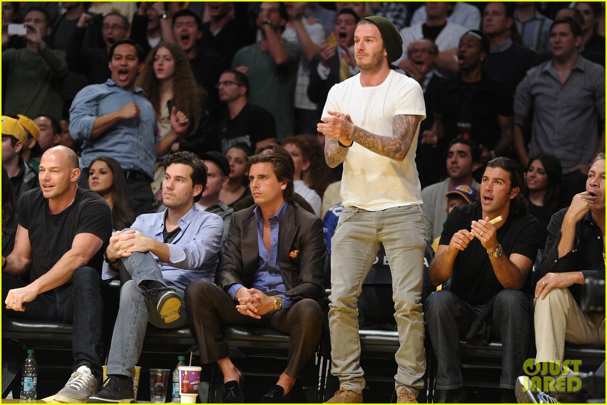 David-Beckham-Courtside-at-the-Lakers-Game-david-beckham-28630063-1222-815.jpg