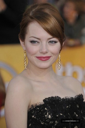  Emma Stone @ 18th Annual Screen Actors Guild Awards 사진 – Jan 29th