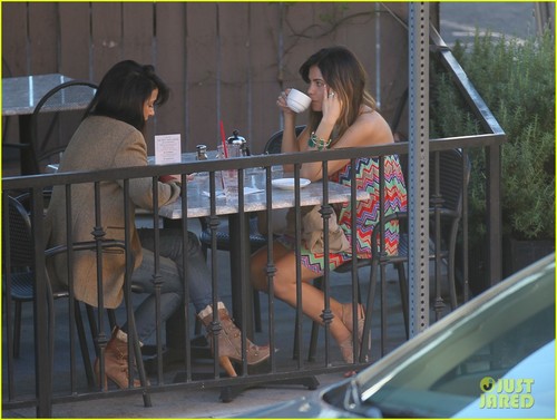  Jenna Dewan: Lunch with Emmanuelle Chriqui!
