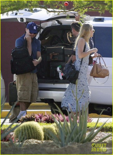  Leo DiCaprio & Erin Heatherton: Mexico Vacation!