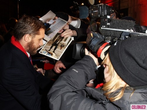  Tom Hardy attends the UK premiere of 'This Means War' at ODEON Kensington on January 30, 2012 in Lon