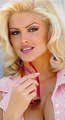Anna Nicole Smith (November 28, 1967 – February 8, 2007) - celebrities-who-died-young photo