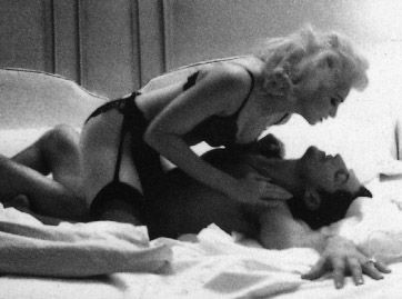  From the making of the Justify My 愛 video