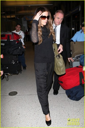 Kate Beckinsale: LAX Arrival