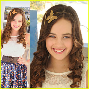  Mary Mouser