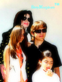Michael and his children. - michael-jackson fan art