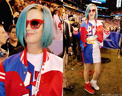  Katy Perry at the 2012 Super Bowl