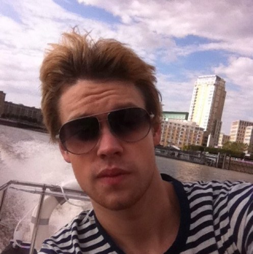 Chord on a boat