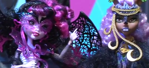 Draculaura and Clawdeen Ghoul Rules dolls