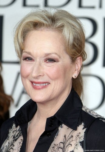  Golden Globe Awards - Red Carpet [January 15, 2012]